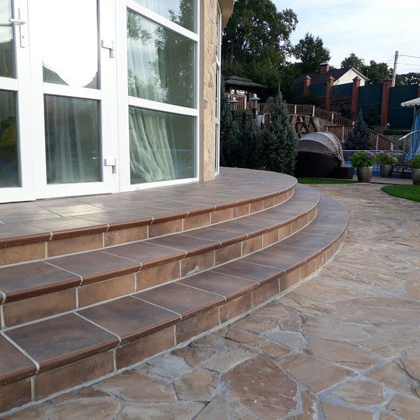 Монтаж клинкерных ступеней и плитки