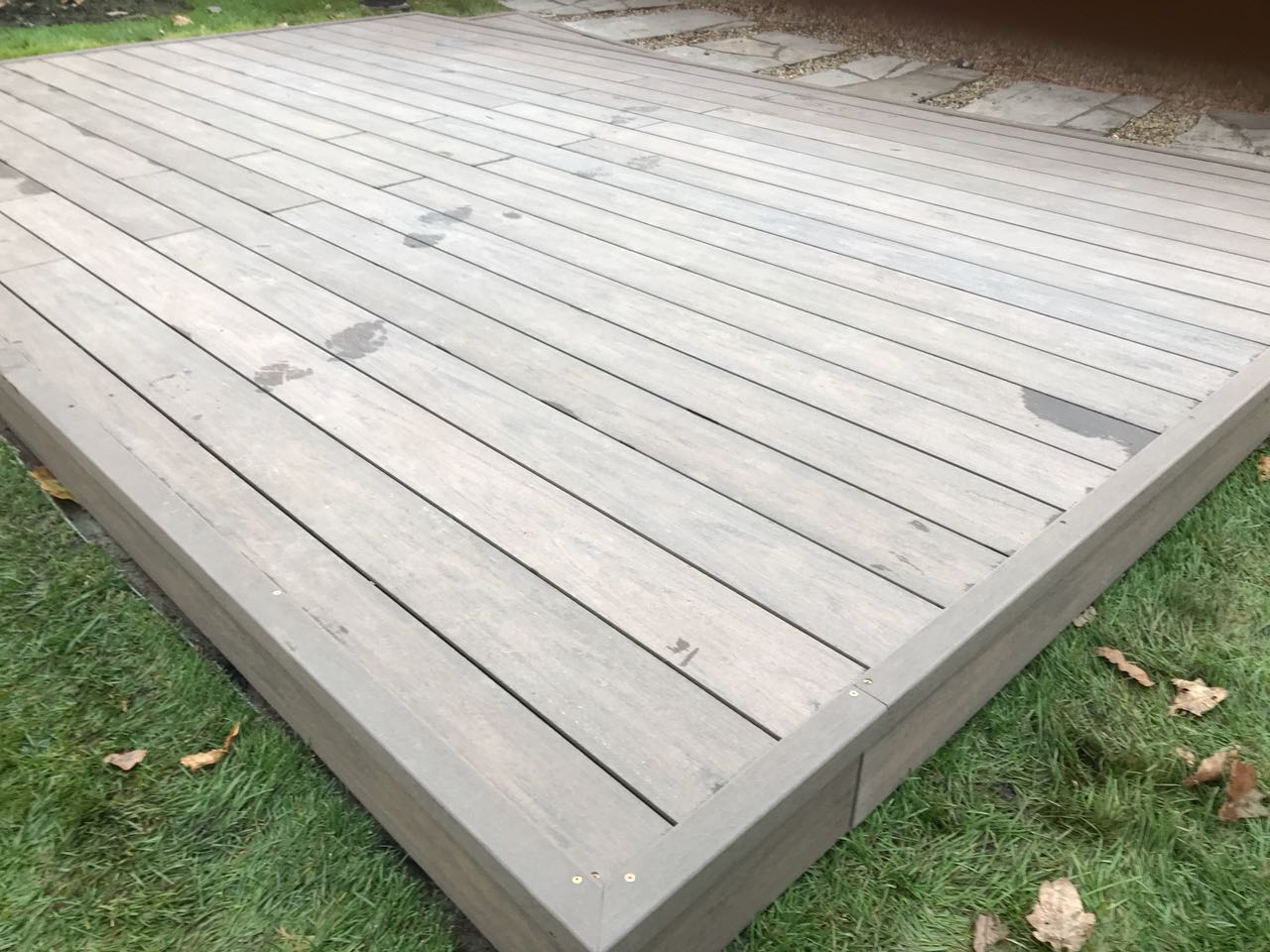 Монтаж террасной доски, ограждений и заборов из ДПК