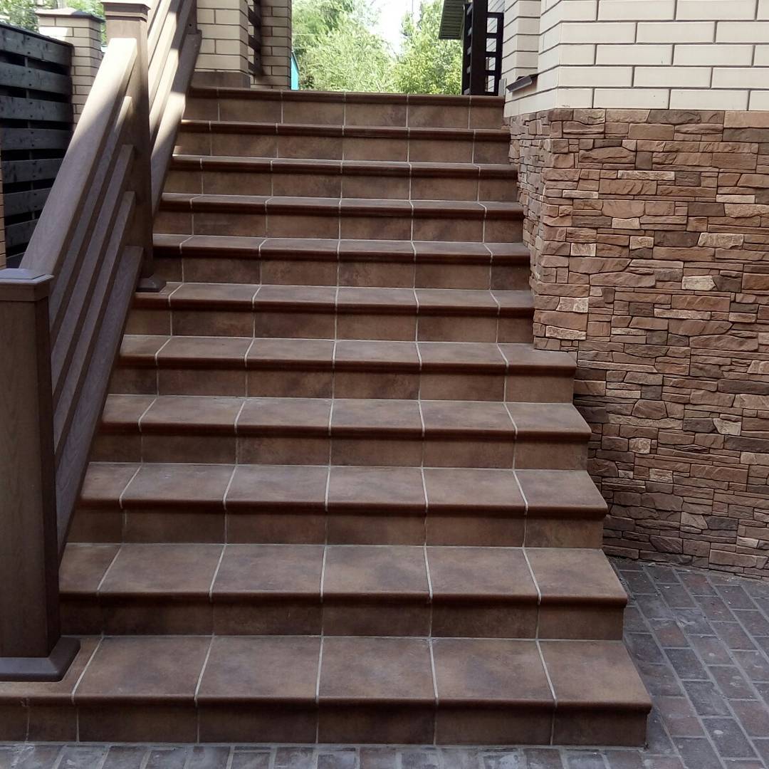 Монтаж клинкерных ступеней и плитки
