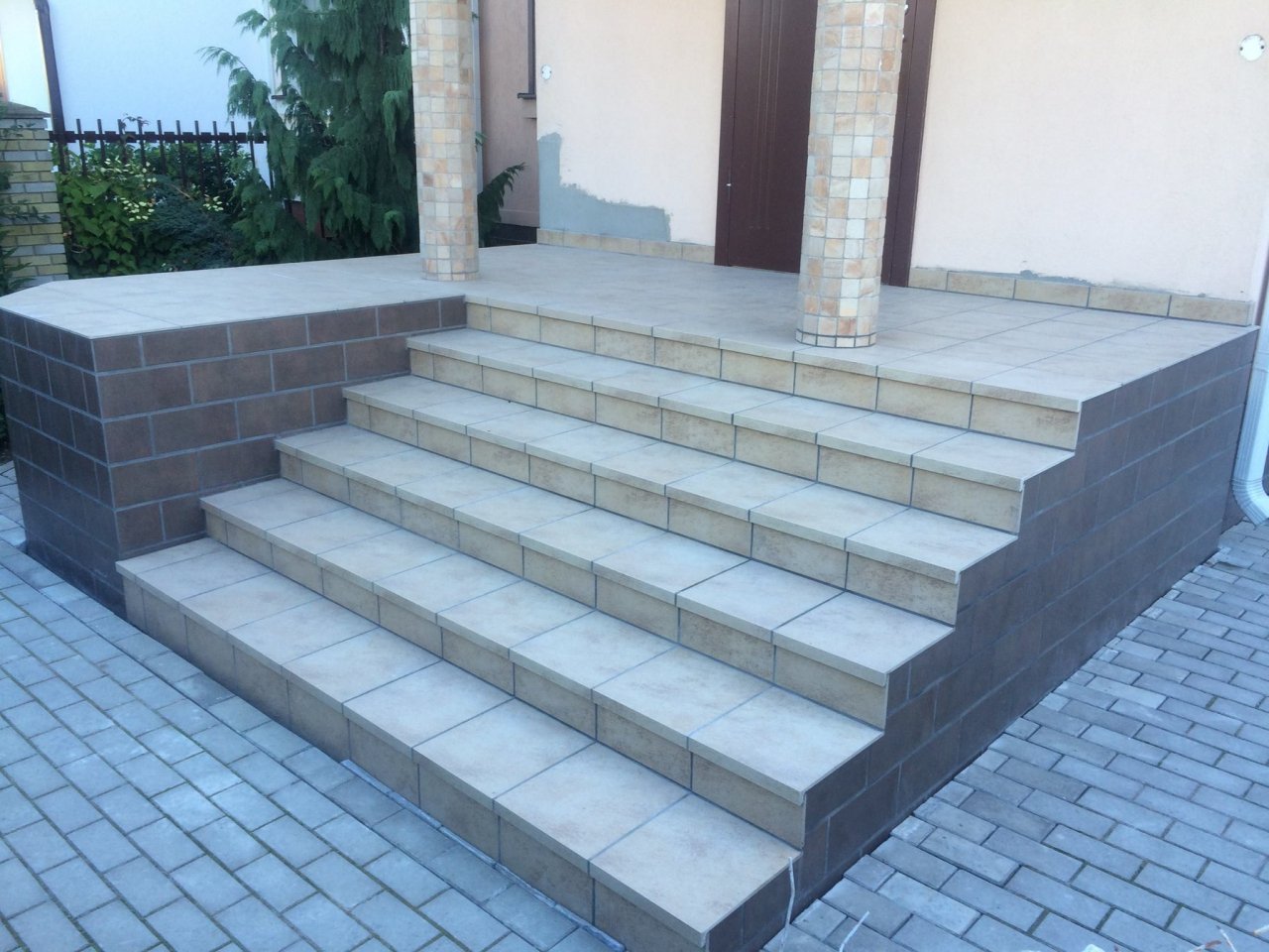 Монтаж клинкерных ступеней и плитки