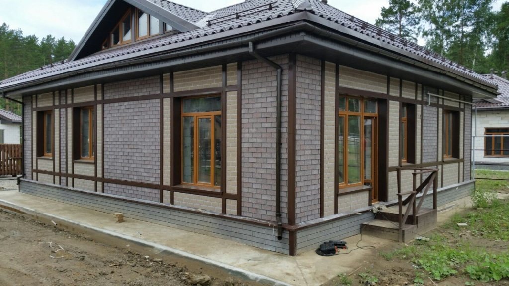 2(104).jpg 2(104).jpg