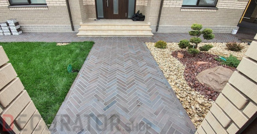 Тротуарная клинкерная плитка Stroeher Spaltklinker 336 metallic black, 240*52*18 мм в Курске