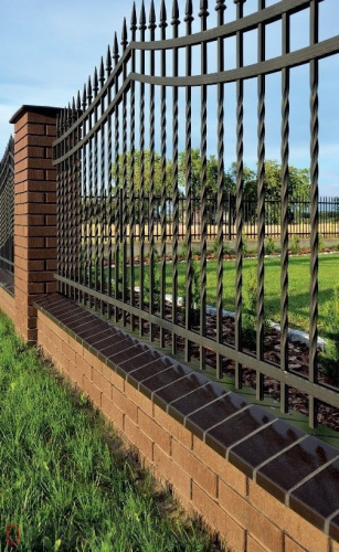 Клинкерный заборный элемент полнотелый KING KLINKER Ониксовый черный (17), 310/250*65*78 мм в Курске