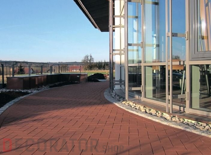 Тротуарная клинкерная брусчатка Penter Rot, 240x118x71 мм Тротуарная клинкерная брусчатка Penter Rot, 240x118x71 мм