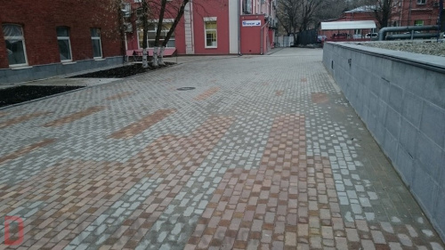 Тротуарный бордюр ВЫБОР БР 100.20.8, Премиум гранит Листопад с неполным прокрасом, Осень коричнево-красно-желтый, 1000*200*80 мм в Курске